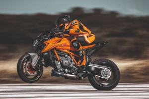 KTM 1390 Super Duke R führt neue PowerDeals mit einem Händlerbeitrag von 1.500 £ an