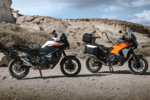 KTM erweitert seine Flaggschiff-Adventure-Bikes um Ausrüstung und Funktionen im Wert von 2.000 £